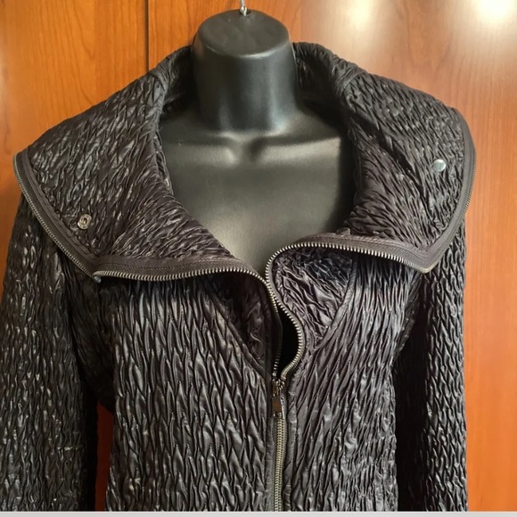 Katherine Barclay Black Ruched  Short Jacket Coat Size M - Picture 2 of 8